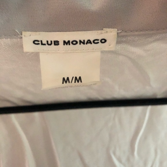 Silk Club Monaco powder blue sleeveless blouse - Picture 3 of 5
